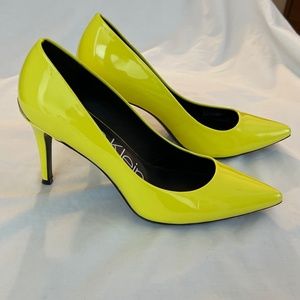 CALVIN KLEIN Women’s Pumps